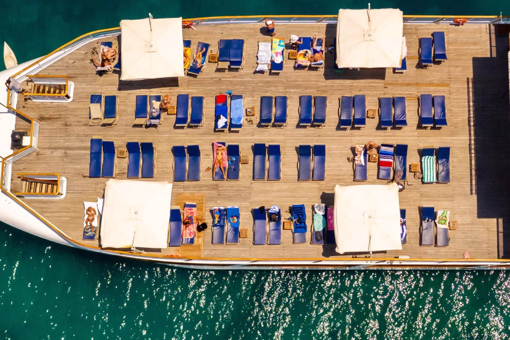 SUNSET BBQ CRUISE
