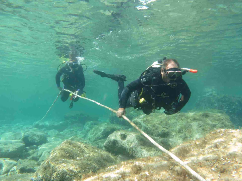 DISCOVER SCUBA DIVING